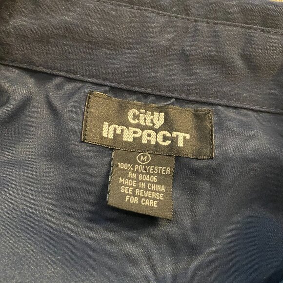 City Impact Men's Medium Embroidered Design Blue Button Down Shirt Short Sleeve - Picture 3 of 6